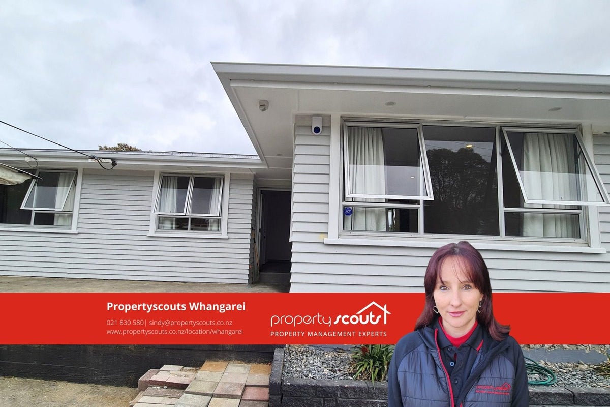6 Hilltop Avenue, Morningside, Whangarei - Carousel 1