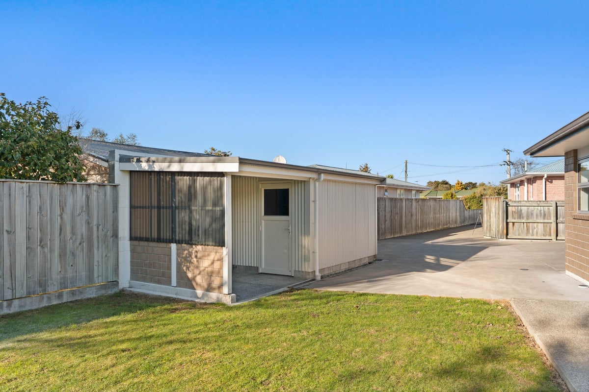 42 Fergusson Street, Masterton, Masterton, Wellington - Carousel 34