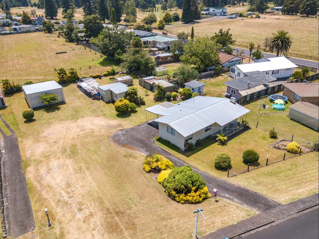 5 Manson Street, Taumarunui - Carousel 22