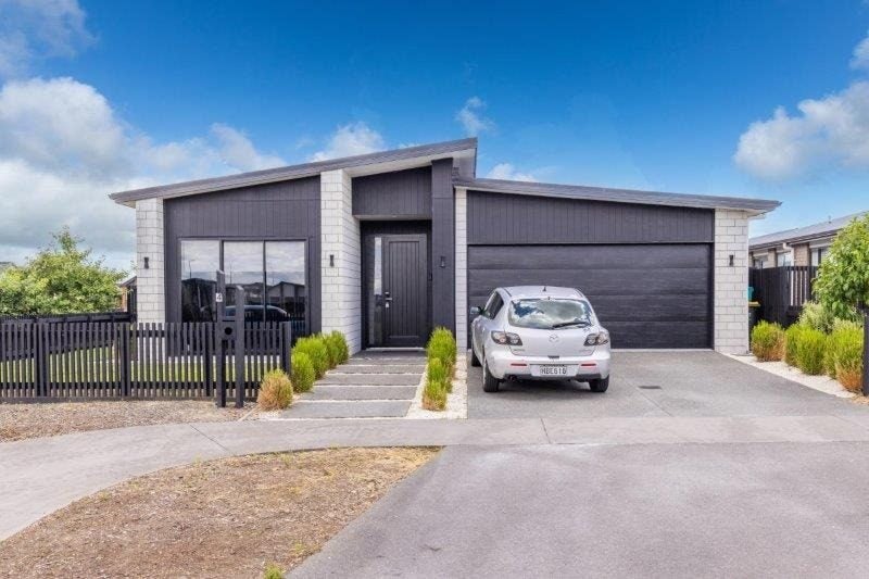 4 Lulu Avenue, Chartwell, Hamilton - Carousel 1