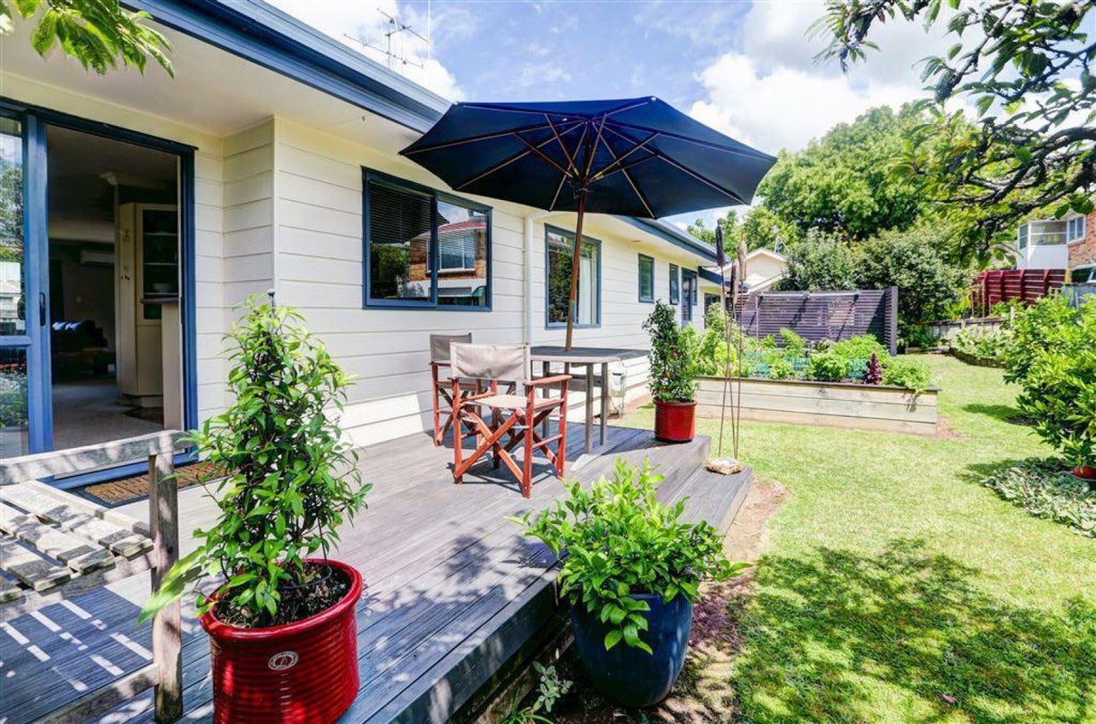 130 Forest Lake Road, Forest Lake, Hamilton - Carousel 2