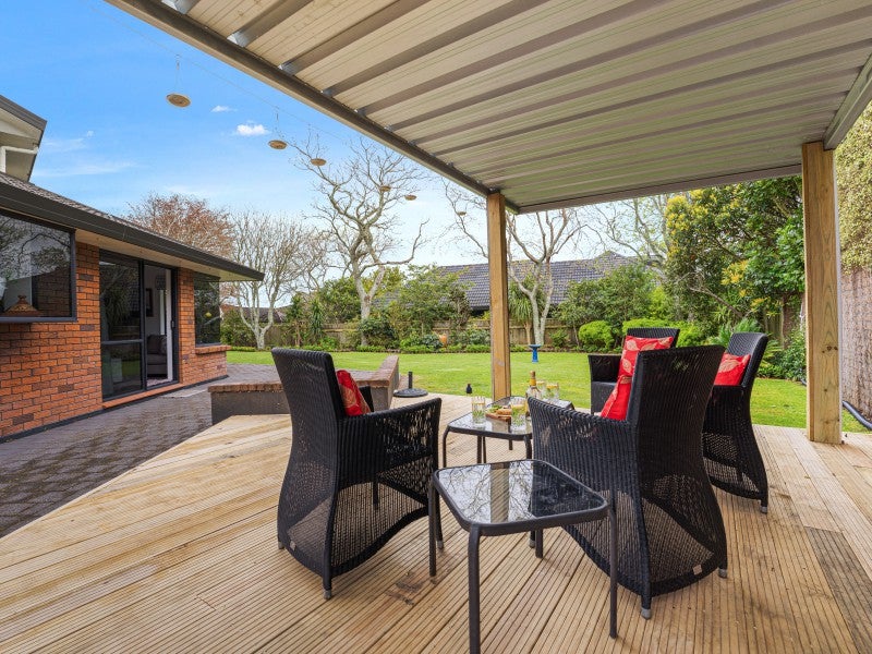 21A Kinross Drive, Merrilands, New Plymouth - Carousel 2