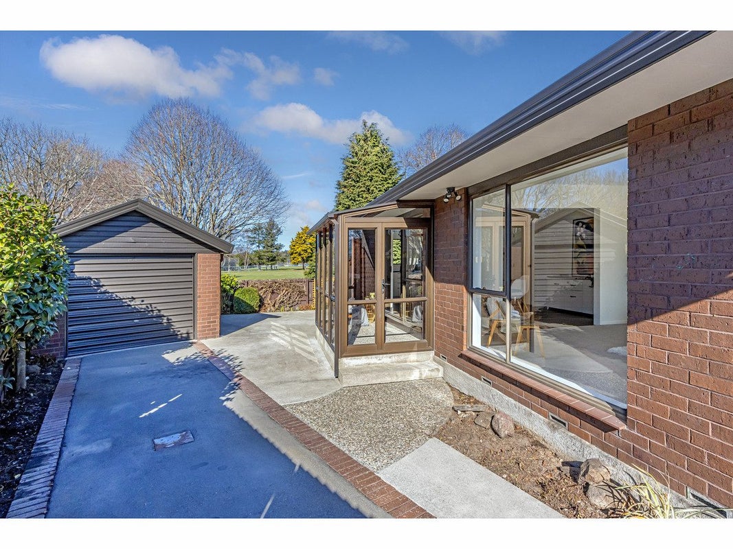 24A Rubens Place, Burnside, Christchurch - Carousel 13