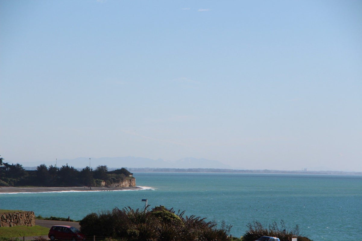 130 Scarborough Road, Scarborough - Carousel 6