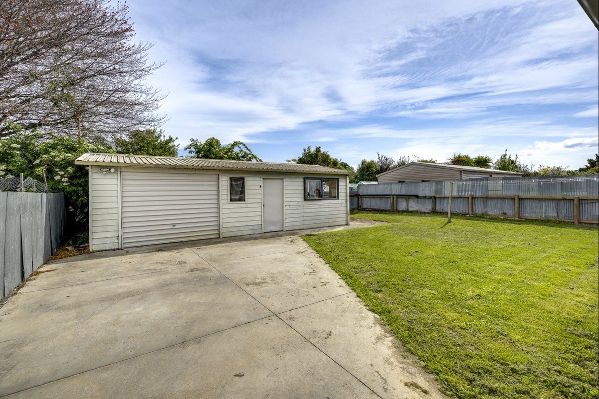 39 Constable Crescent, Onekawa, Napier - Carousel 2
