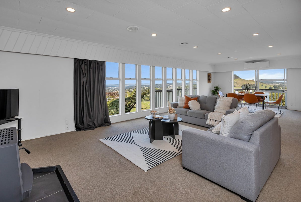 122 Parakiore Road, Whangarei - Carousel 1