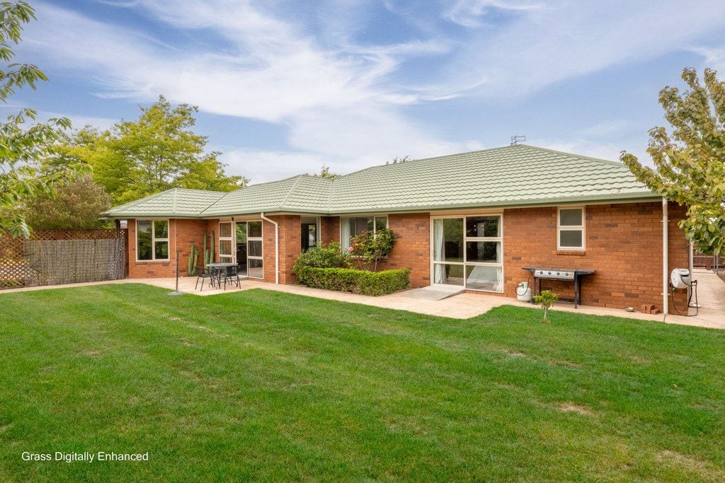 15 Putake Drive, Parklands, Christchurch - Carousel 2