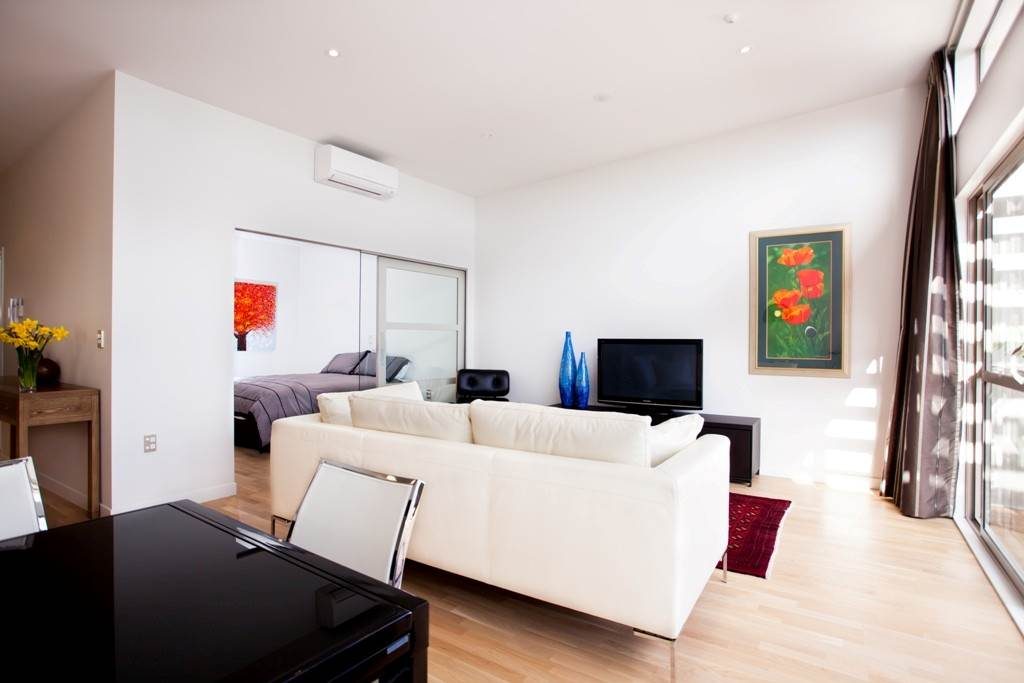 211/24 Wellington Street, Howick, Auckland - Carousel 2