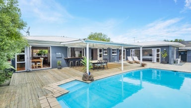 735 River Road, Chartwell, Hamilton - Carousel 1