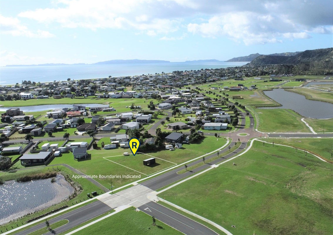 295 Harbour Drive, Matarangi, Whitianga - Carousel 2