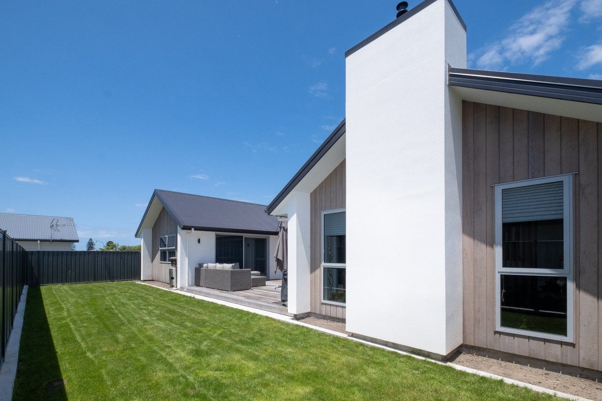 7 Rangataiki Place, Awatoto, Napier - Carousel 21
