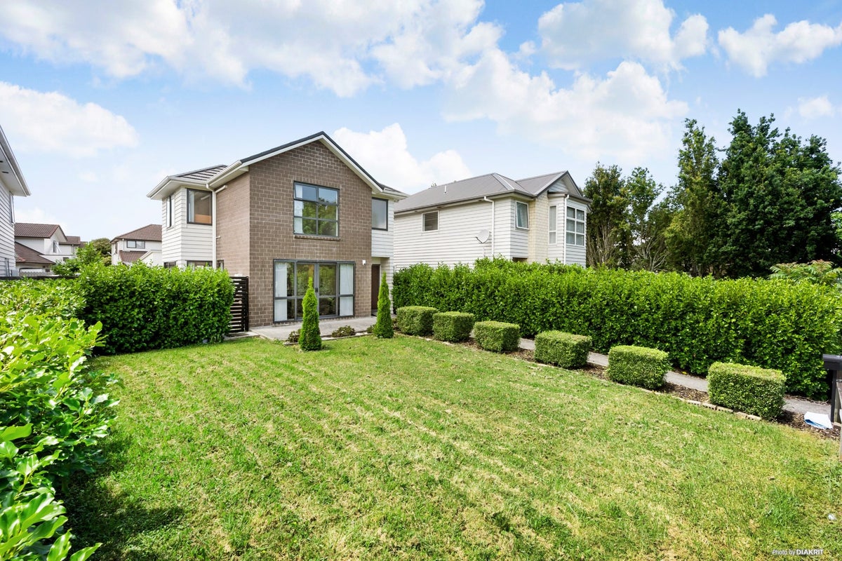 201 Porchester Road, Takanini, Auckland - Carousel 1