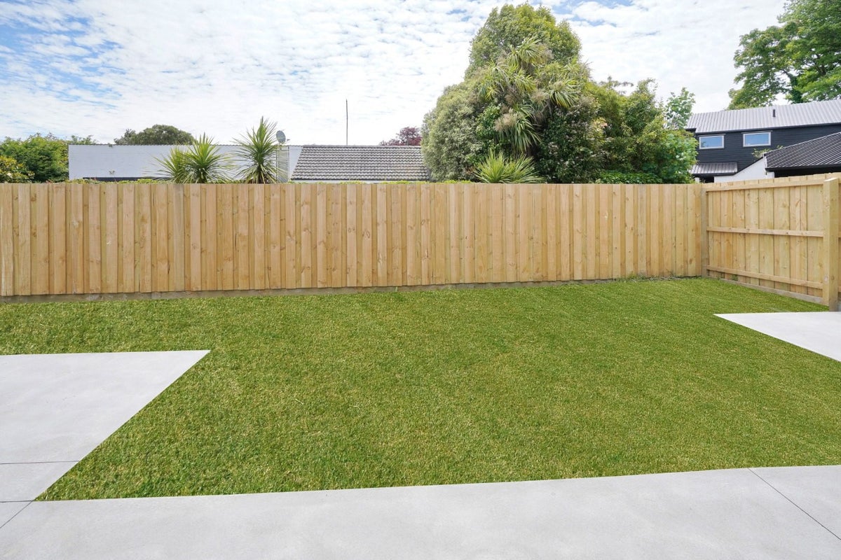 6 Academy Road, ILAM - Carousel 10