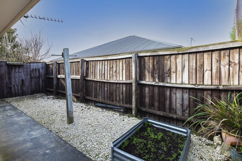 16B Voss Street, Shirley, Christchurch - Carousel 13
