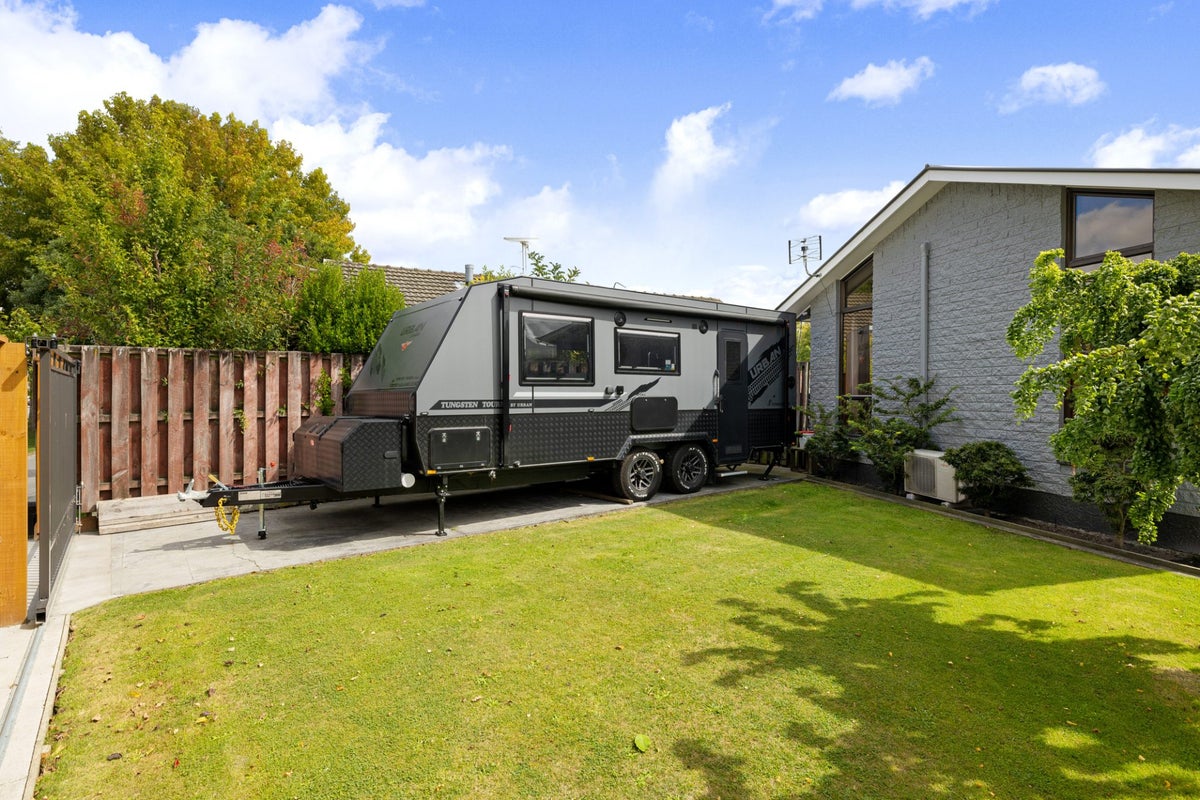 92 Rowley Avenue, Hoon Hay, Christchurch - Carousel 24