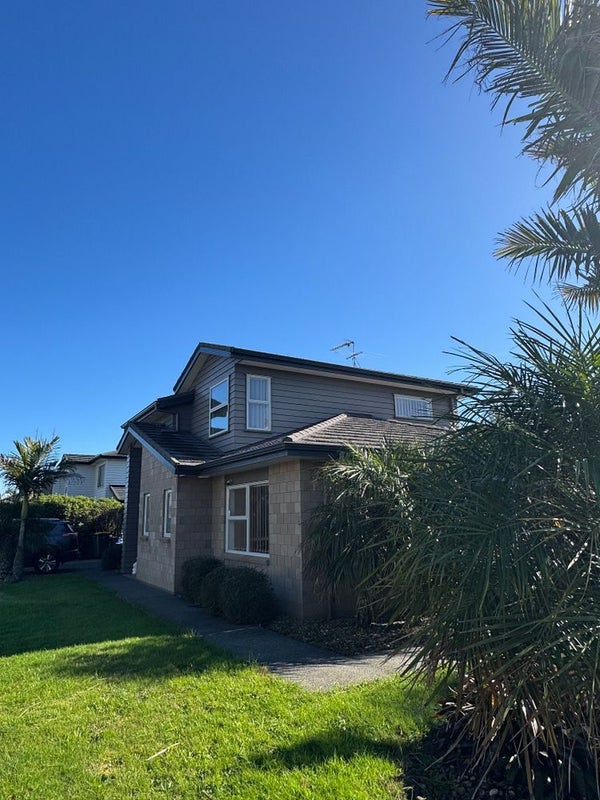 2 Oakhurst Avenue, Flat Bush, Auckland - Carousel 2