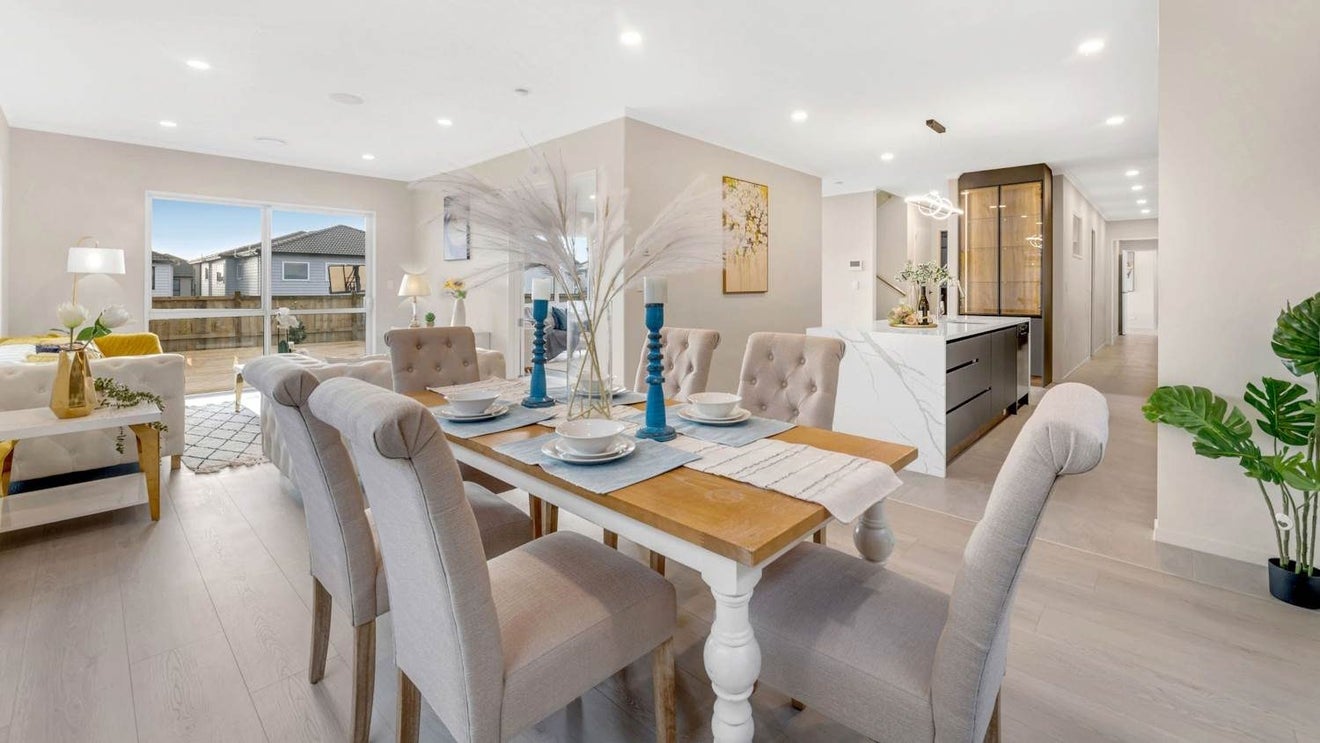 18 Bushfield Drive, Flat Bush, Auckland - Carousel 1