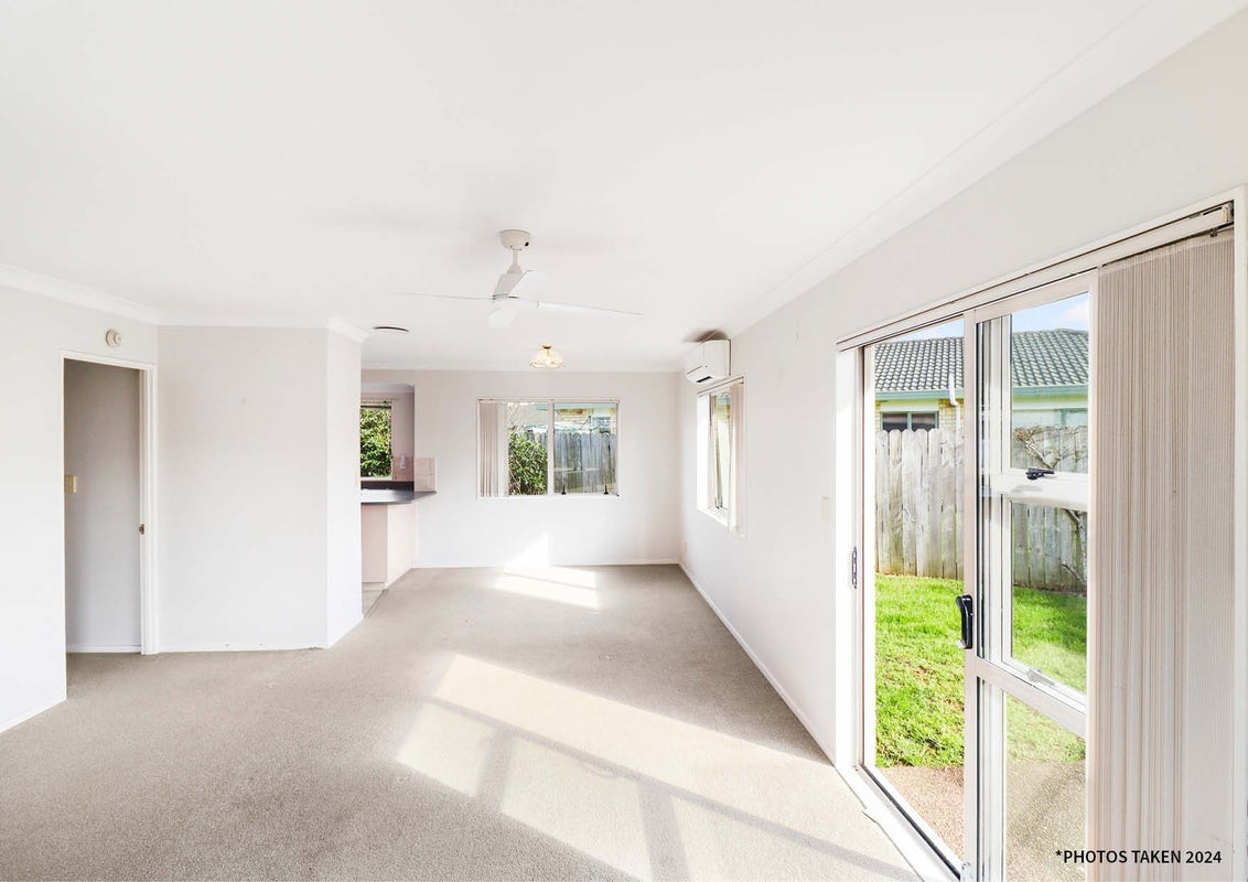 21 Martin Jugum Lane, Ranui, Auckland - Carousel 2