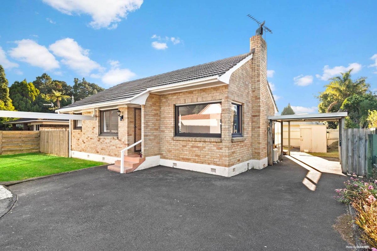 358B Great South Road, Opaheke, Papakura - Carousel 2
