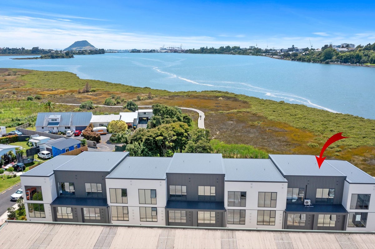 11/29 Montgomery Road, Judea, Tauranga - Carousel 1
