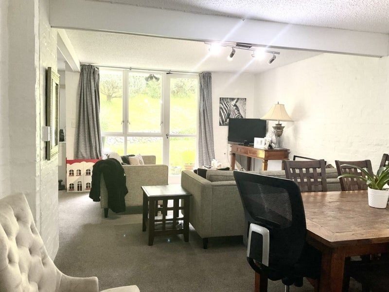 141G Churton Drive, Churton Park, Wellington - Carousel 2