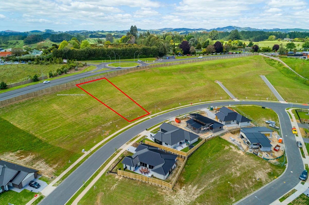 55 Whakaturou Crescent, Pyes Pa, Tauranga - Carousel 1