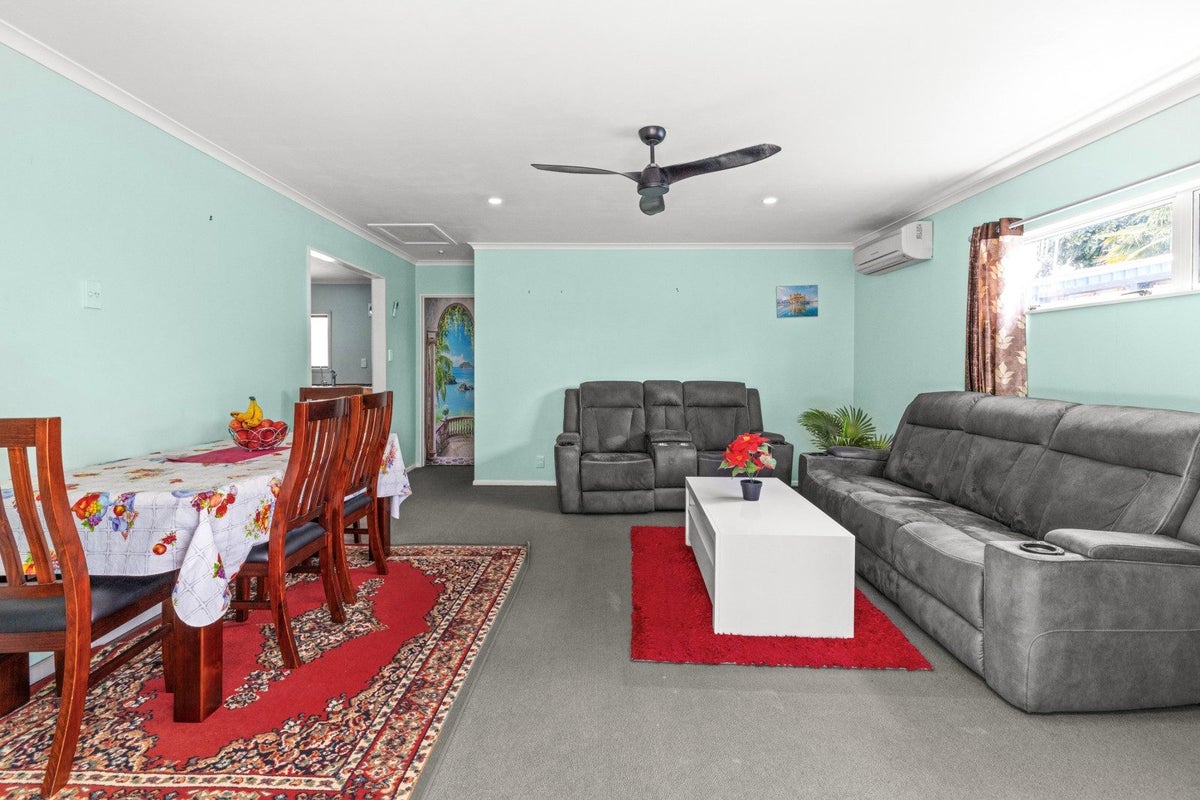 3/304 Grays Road, Saint Leonards, Hastings - Carousel 2