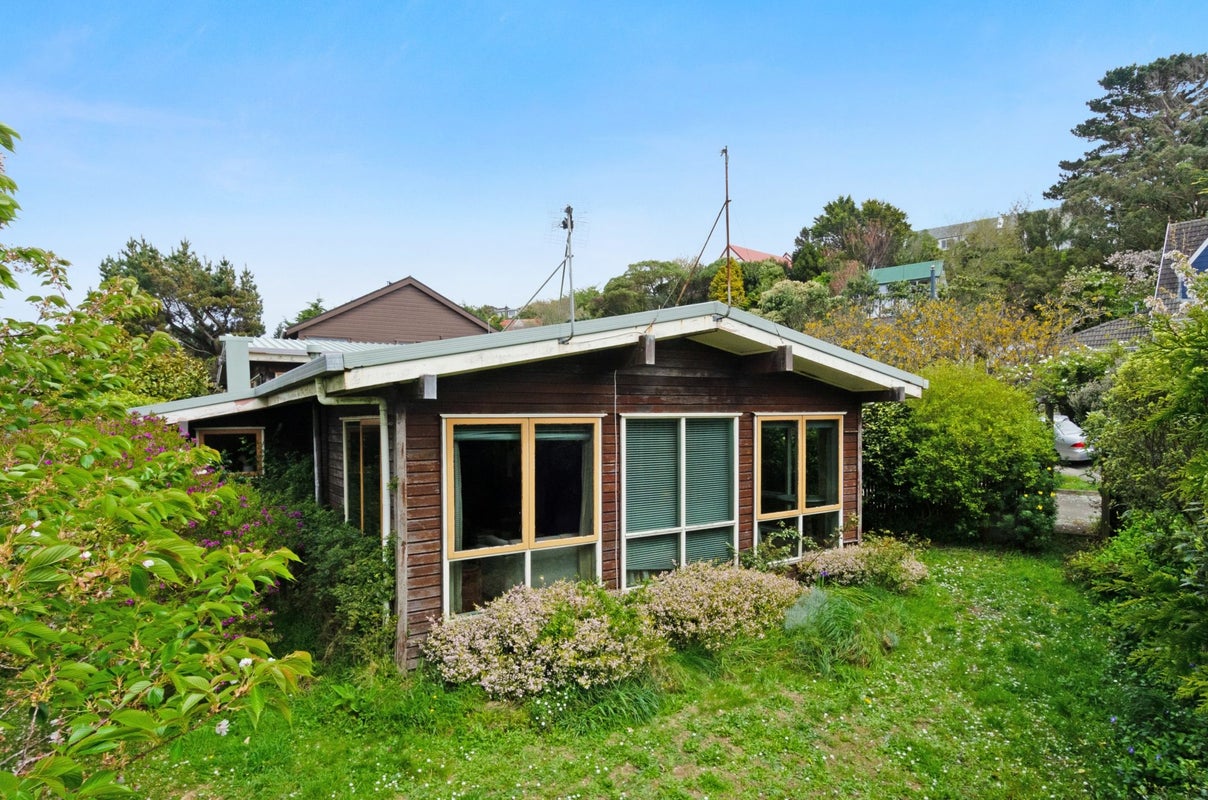 1 Jasons Place, Churton Park, Wellington - Carousel 1