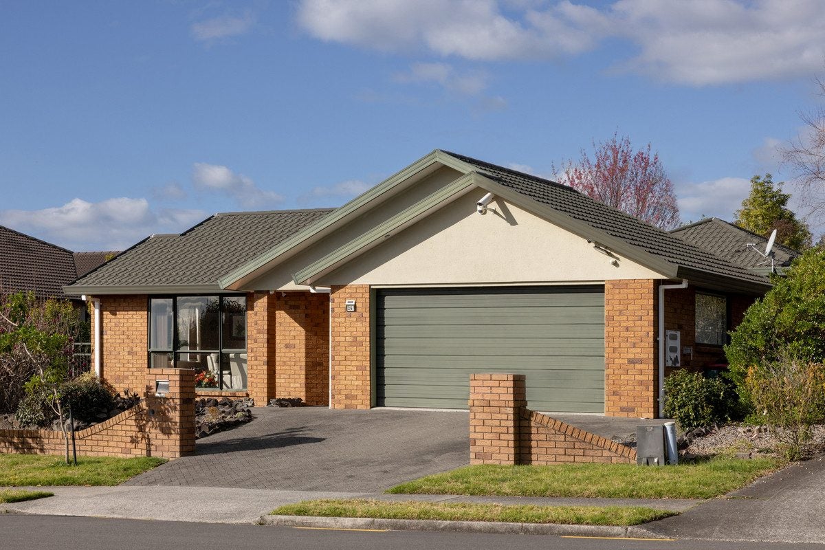26 Maddison Place, Welcome Bay, Tauranga - Carousel 1
