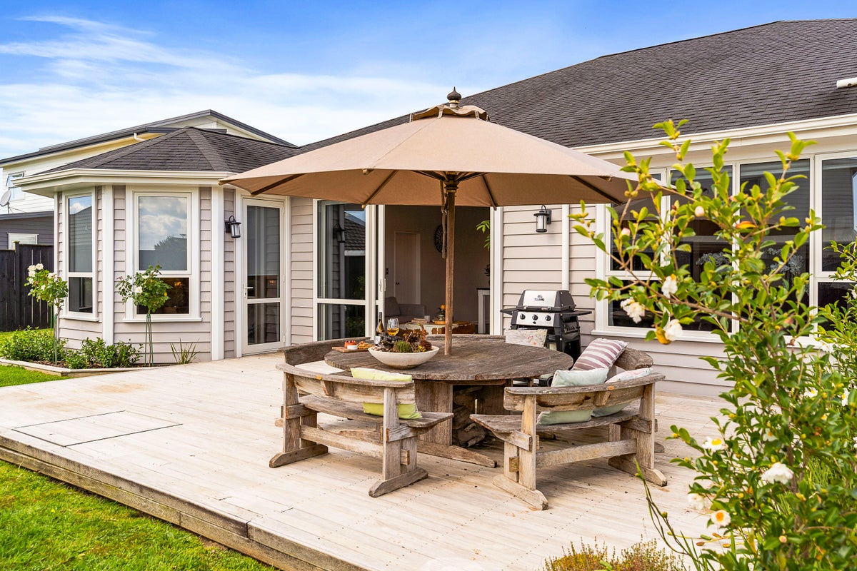 7 Reliance Crescent, Beachlands, Auckland - Carousel 1