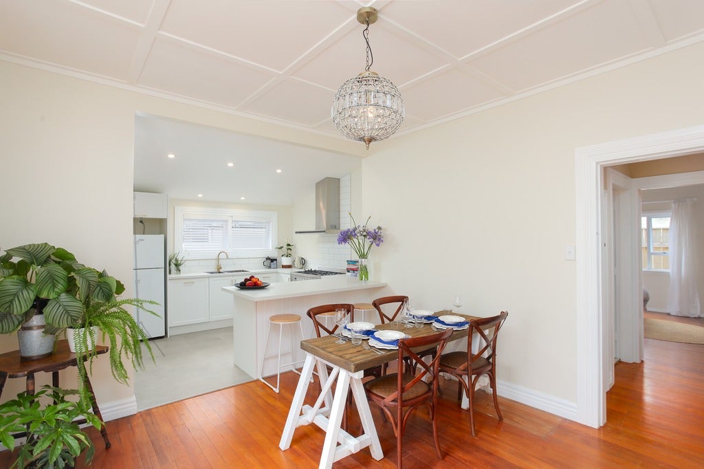 51 Brook Street, The Brook, Nelson - Carousel 1