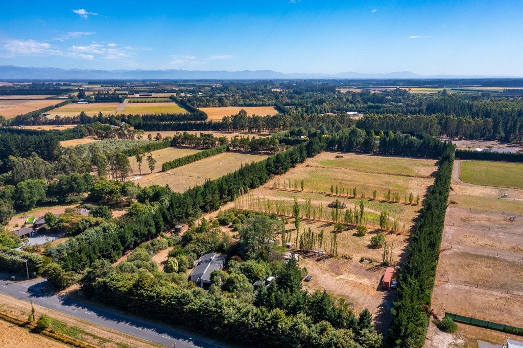 832 Hoskyns Road, Christchurch - Carousel 1