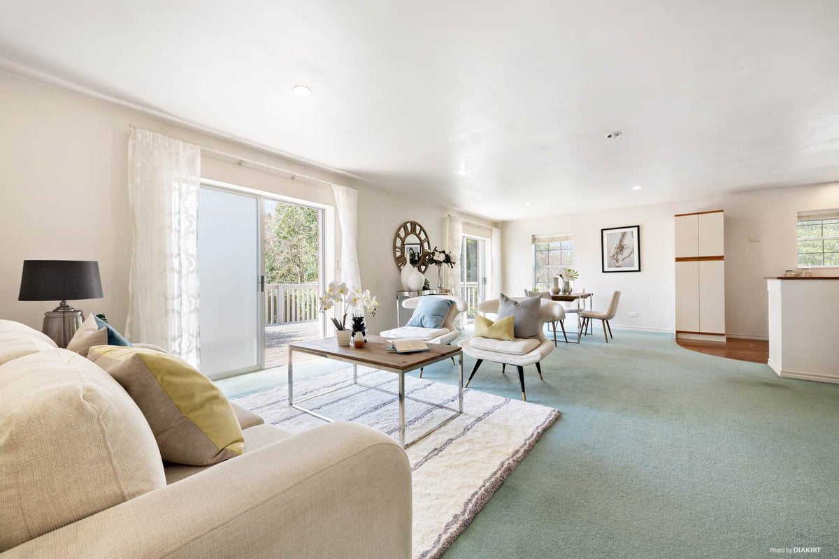 562 Don Buck Road, Westgate, Auckland - Carousel 2