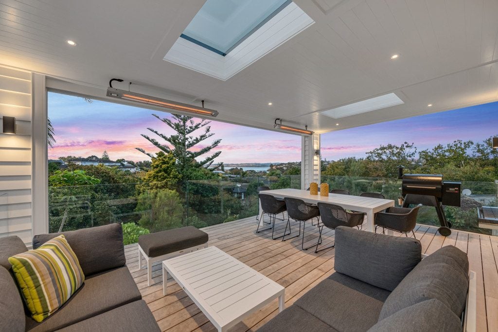 37 Glenfern Road, Mellons Bay, Auckland - Carousel 1