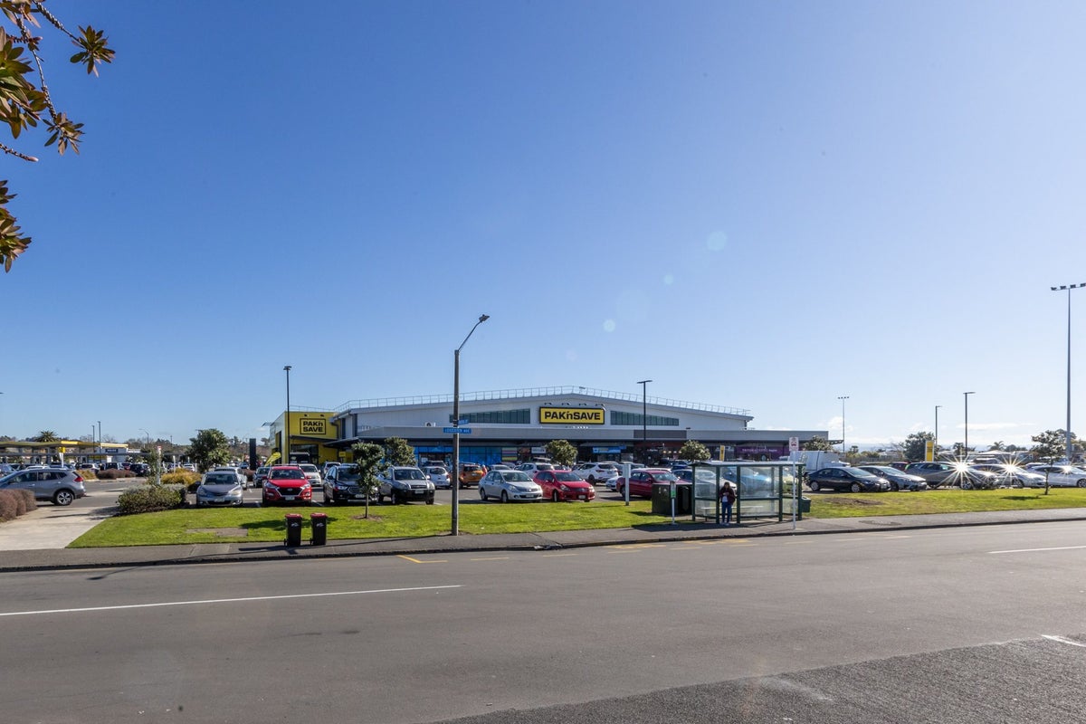 35 Bristol Street, Tamatea, Napier - Carousel 18