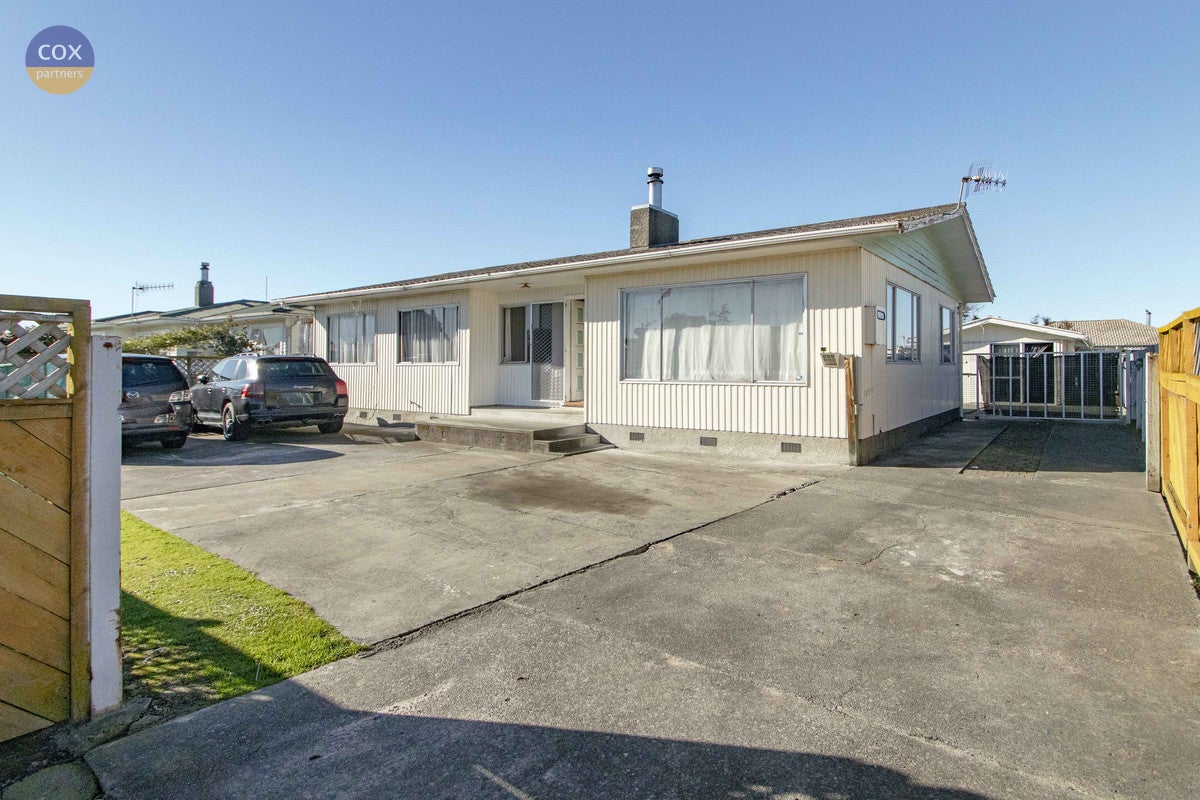55 Alexander Avenue, Onekawa, Napier - Carousel 1
