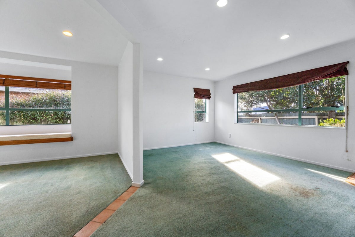 540 Don Buck Road, Westgate, Auckland - Carousel 2