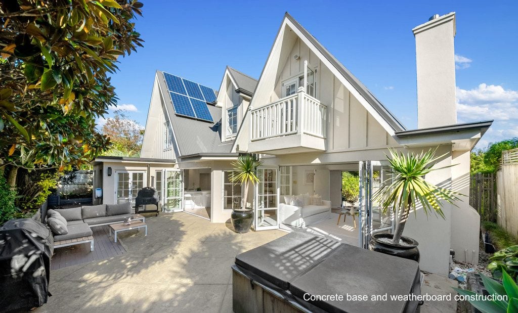 18A Clarke Road, Onehunga, Auckland - Carousel 2
