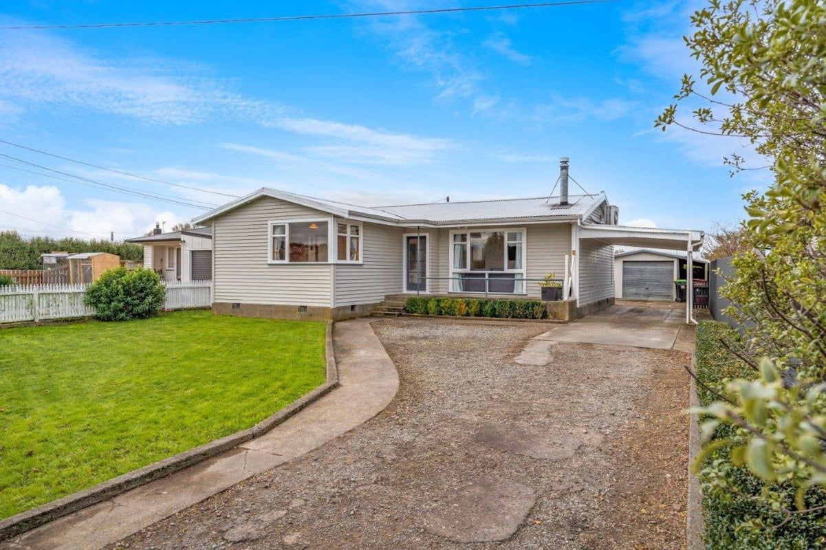 64 Raglan Street, Lansdowne, Masterton - Carousel 1