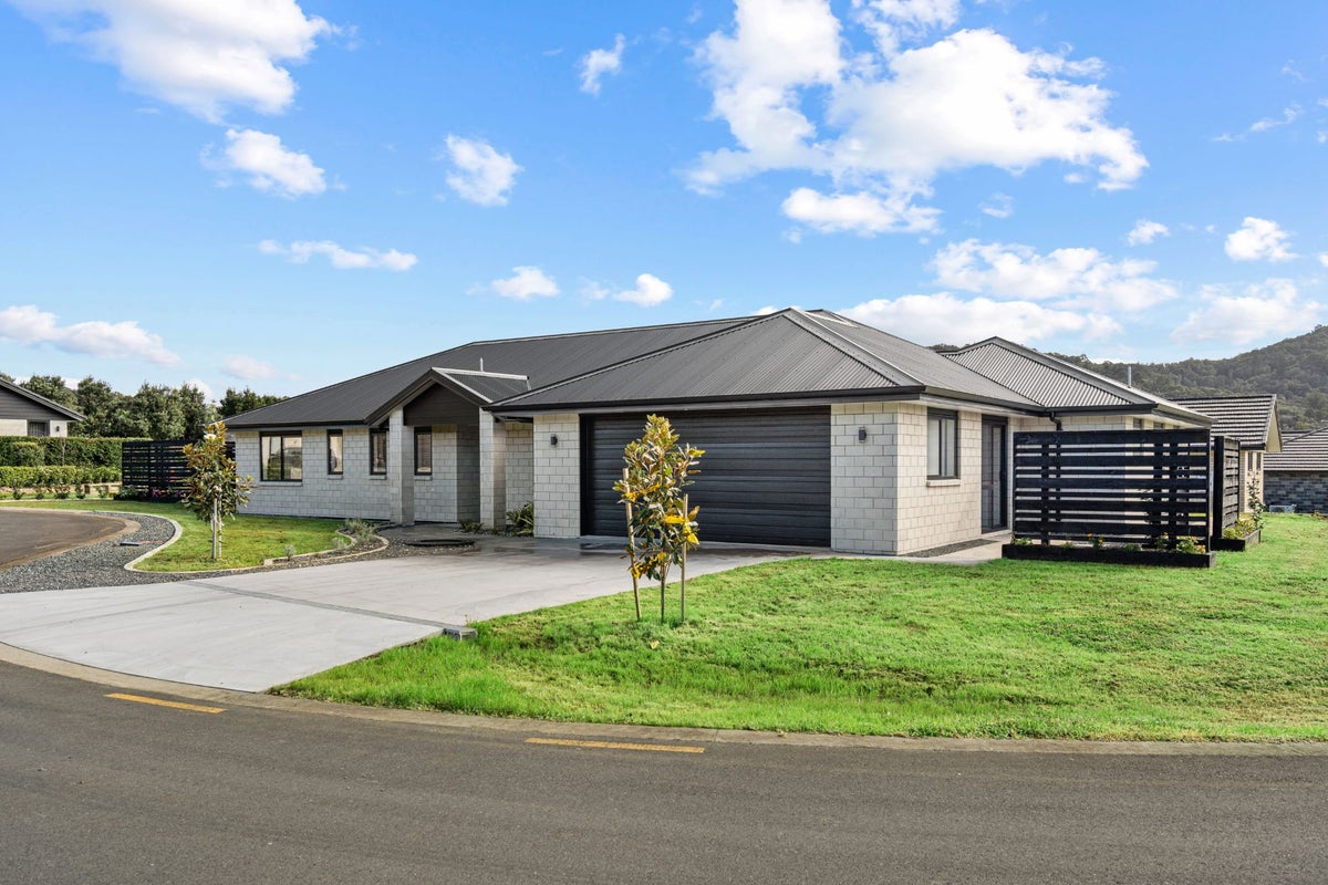 6 Te Hihi Stream Lane, Maunu, Whangārei - Carousel 1