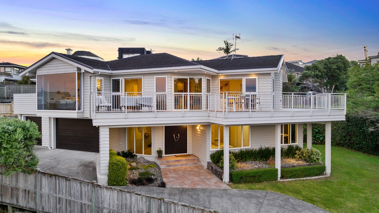 88 Churchill Road, Murrays Bay, Auckland - Carousel 2