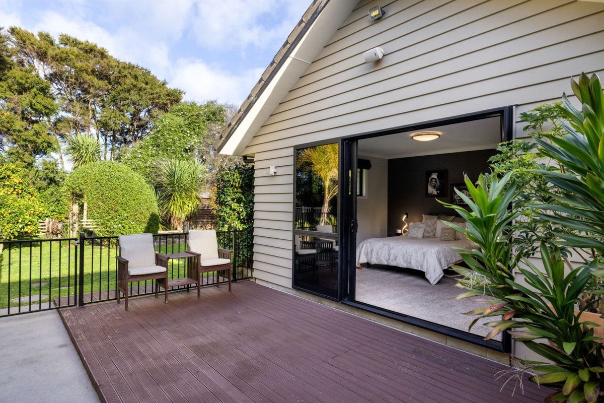 1 Witehira Way, Flagstaff, Hamilton - Carousel 3