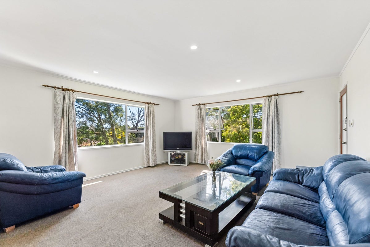 2/109 View Road, Sunnyvale, Waitakere City, Auckland - Carousel 2