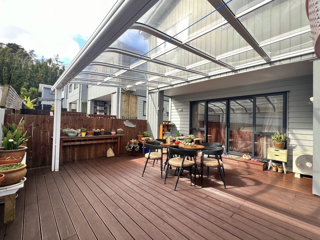 47A Rangeview Road, Sunnyvale, Auckland - Carousel 1