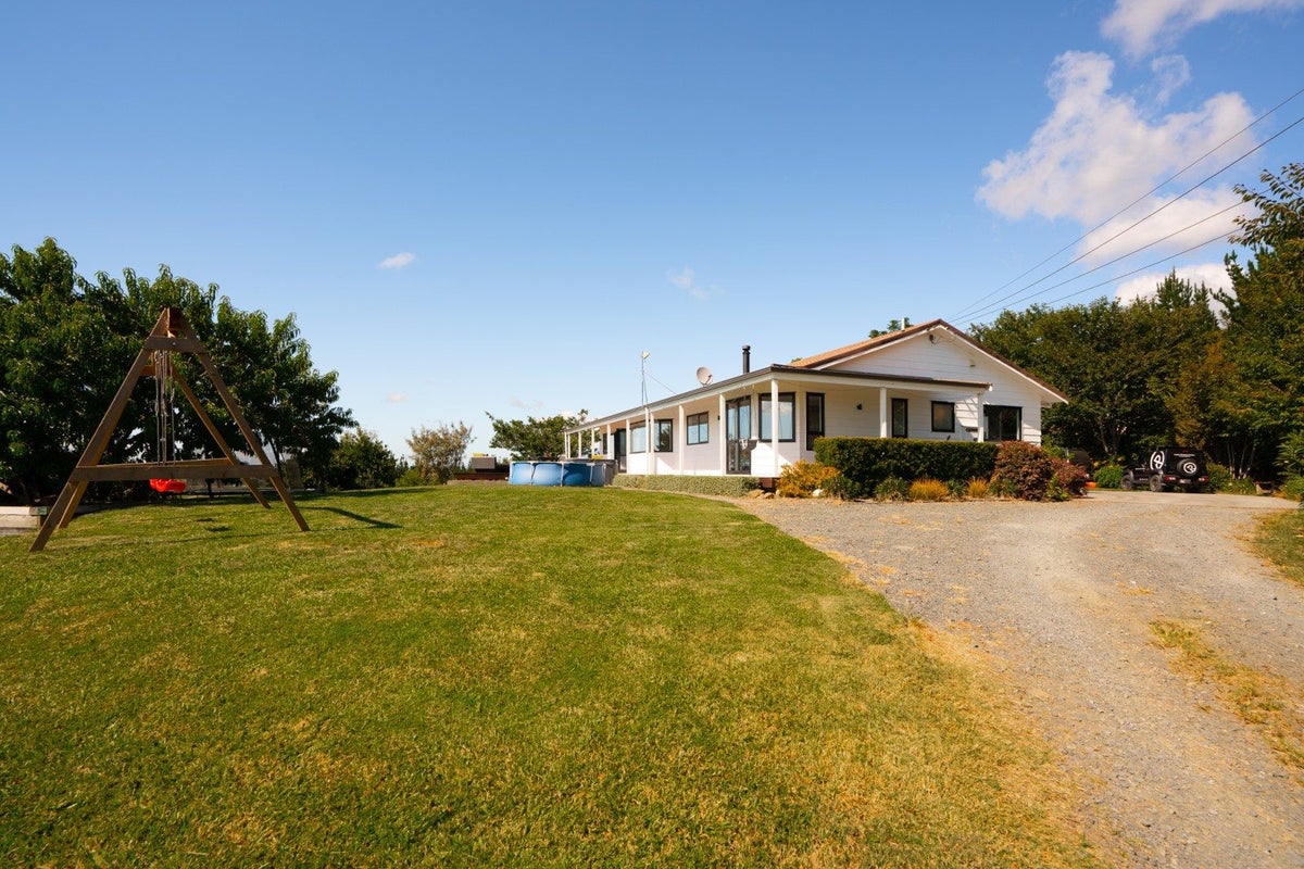 1697 Te Pahu Road, Karamu, Hamilton - Carousel 1