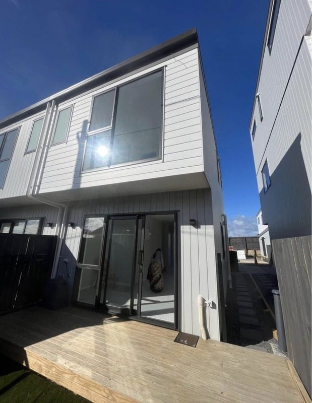 8/17 Parker Avenue, New Lynn, Auckland - Carousel 8