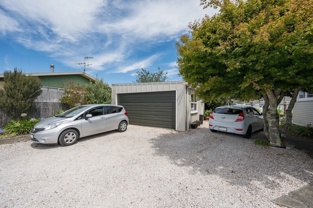 35 Roto Street, Tahunanui, Nelson - Carousel 21