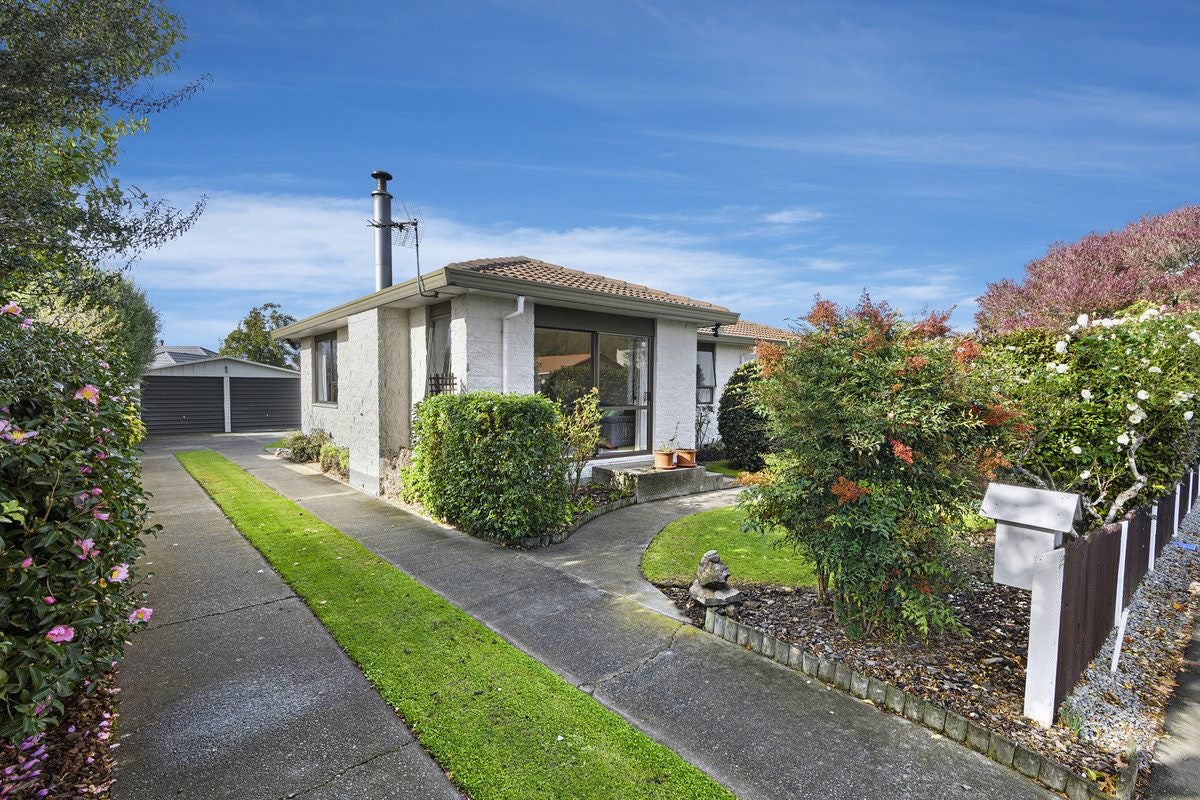 25 Millstream Drive, Lincoln, Lincoln - Carousel 2