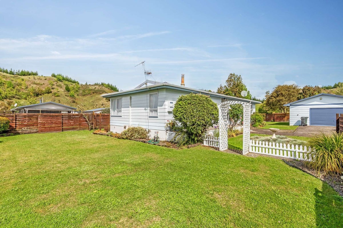 33 Ryder Place, Kawerau, Kawerau, Bay Of Plenty - Carousel 2