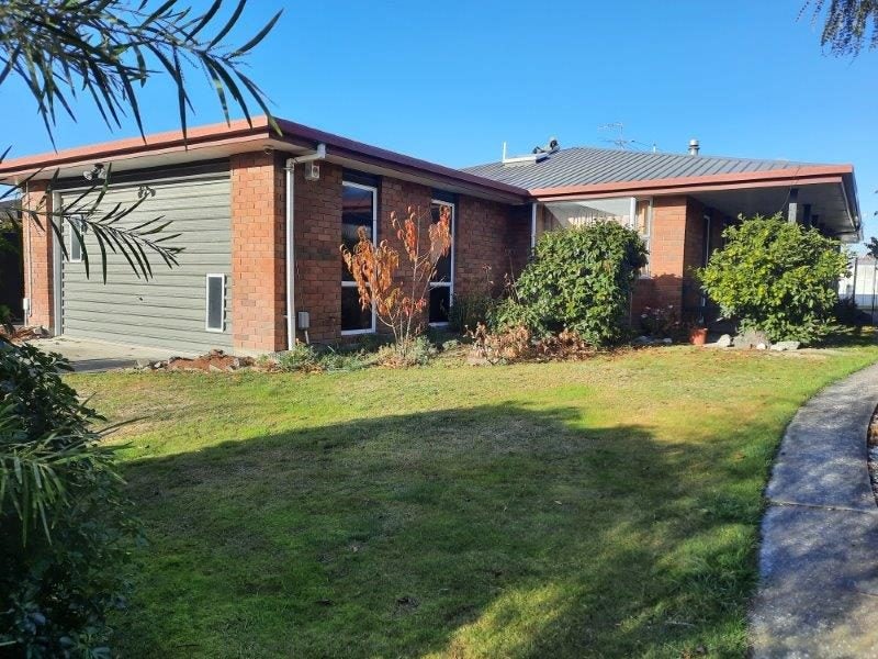 6 Chokebore Place, Sockburn, Christchurch - Carousel 2